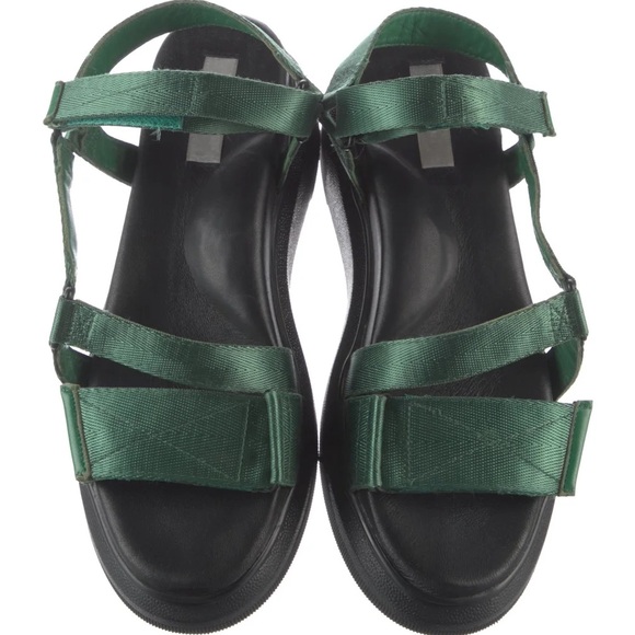 Suzanne Rae Green Sandals - Picture 2 of 3